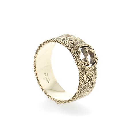 gucci interlocking ring 18k.